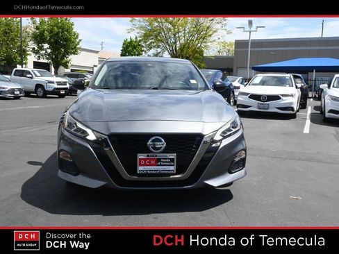Used 2020 Nissan Altima 2.5 SR FWD image 2