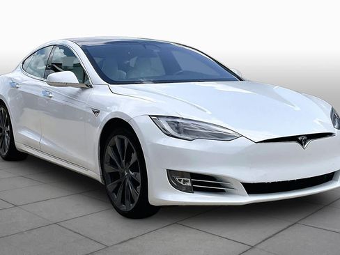 Used 2021 Tesla Model S Long Range Plus AWD/4WD image 2