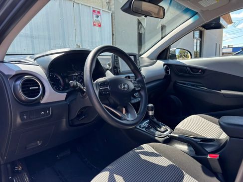 Used 2021 Hyundai Kona SE AWD/4WD image 13