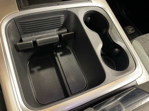 Used 2018 RAM 2500 Big Horn image 25