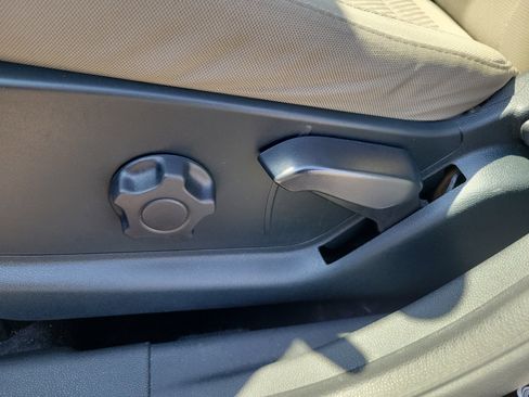 Used 2021 Ford EcoSport S FWD image 13