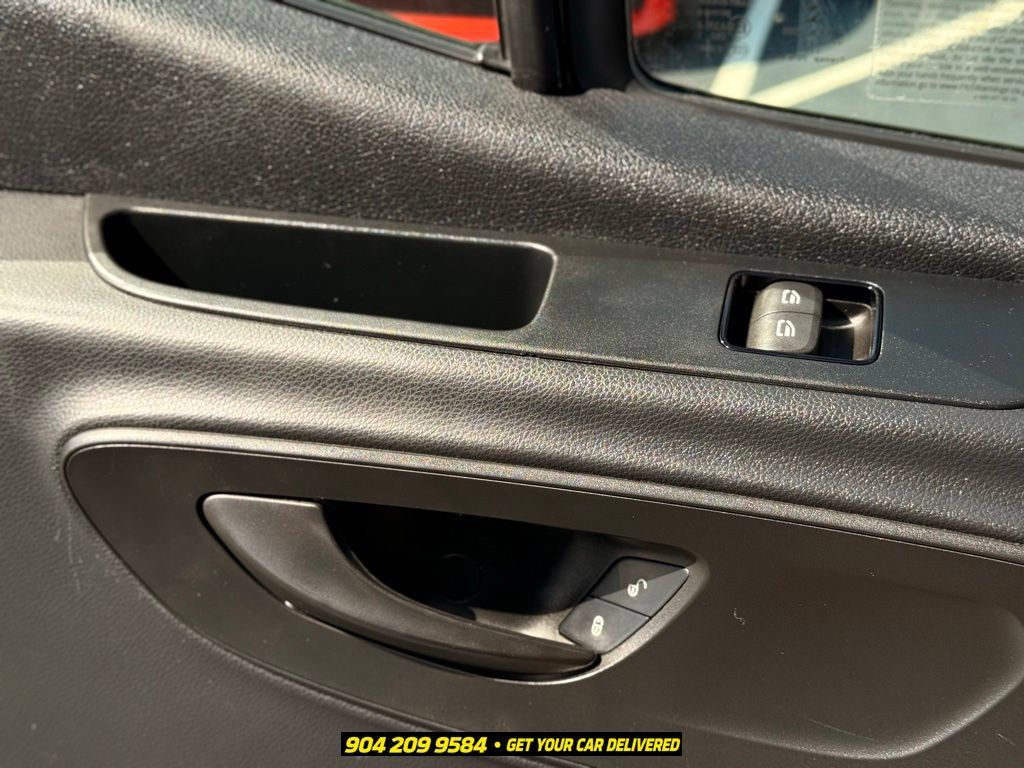 Used 2019 Mercedes-Benz Sprinter 2500 image 11