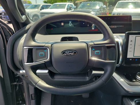 New 2026 Ford Expedition Max Platinum w/ Stealth Performance Package AWD/4WD image 24
