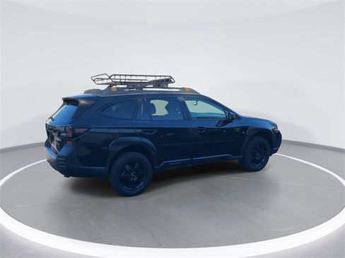 Used 2022 Subaru Outback Wilderness image 7