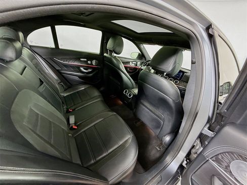 Used 2019 Mercedes-Benz E 53 AMG 4MATIC Sedan image 31