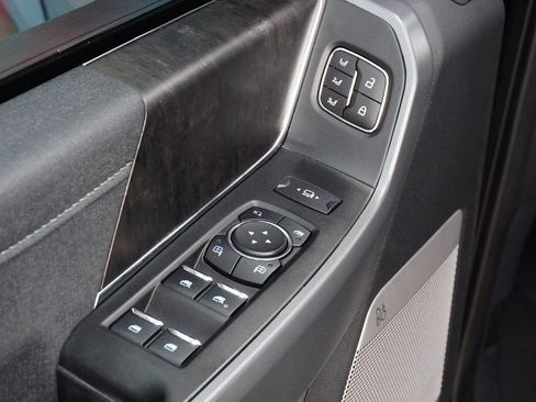 Used 2024 Ford F450 Lariat w/ Lariat Ultimate Package image 30