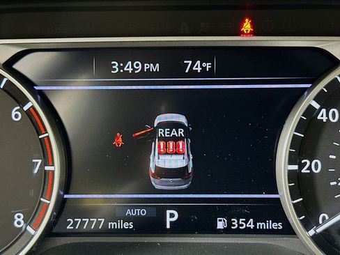 Used 2024 Nissan Rogue SV AWD/4WD image 19