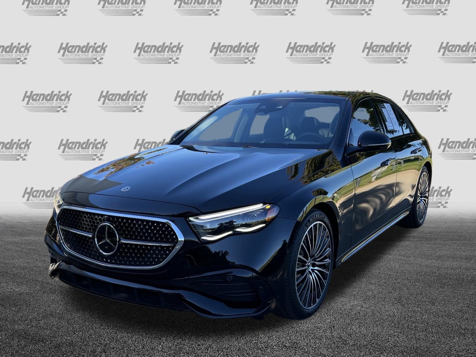 Used 2026 Mercedes-Benz E 350 4MATIC Sedan image 5
