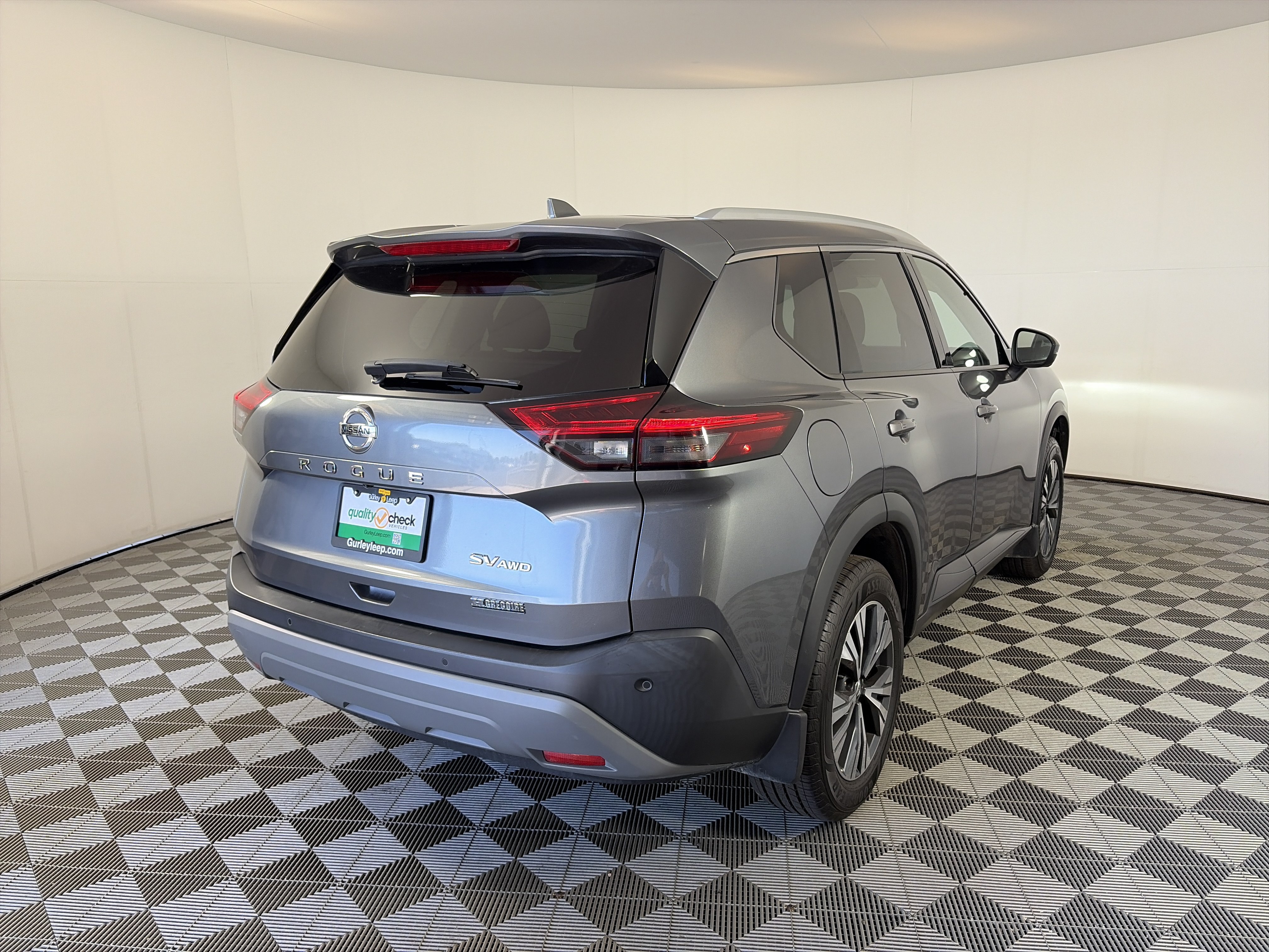 Used 2021 Nissan Rogue SV AWD/4WD image 10