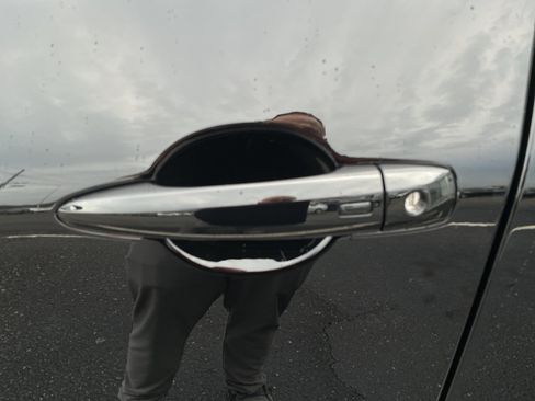 New 2026 Nissan Rogue Platinum image 7