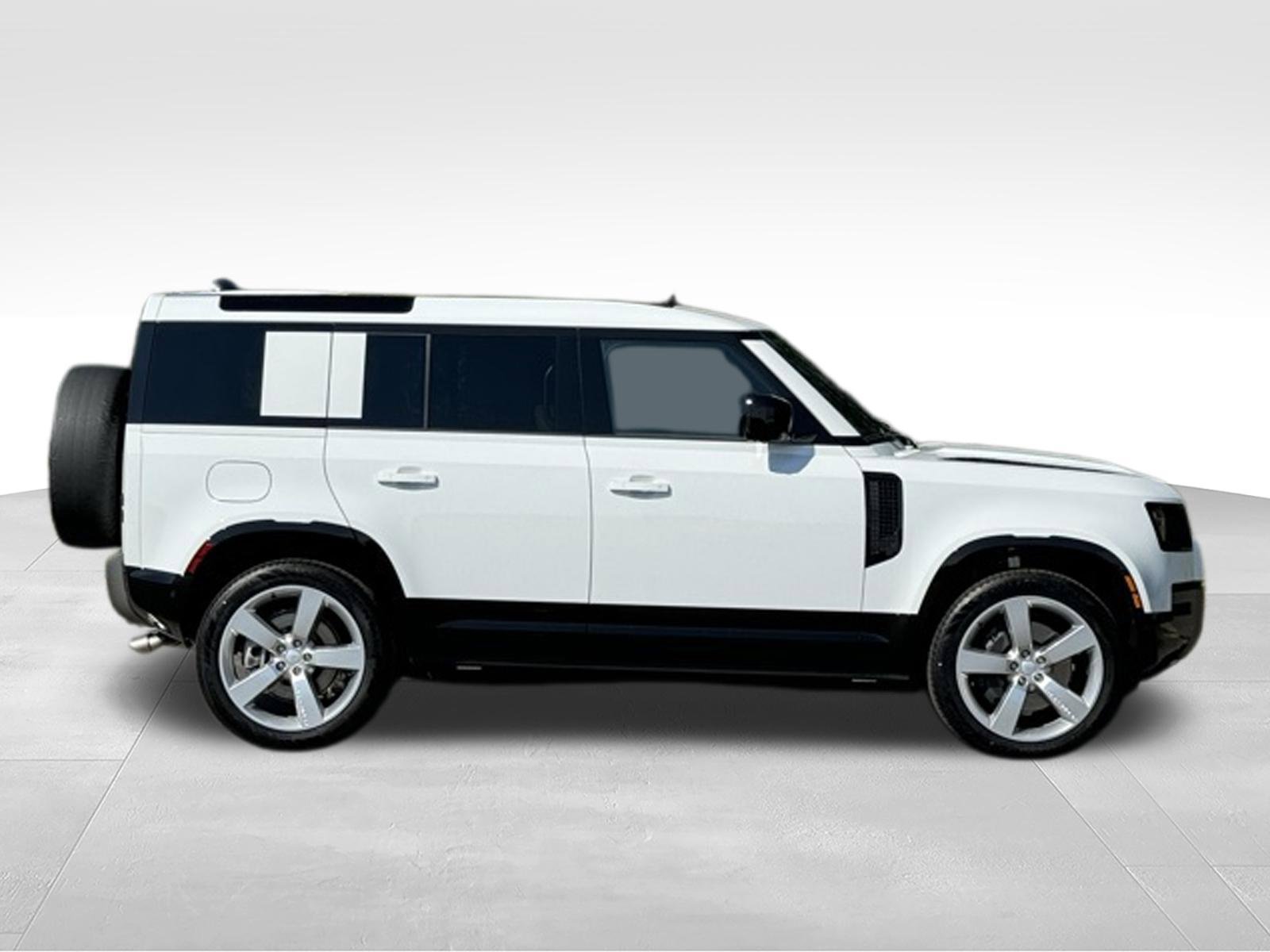 New 2025 Land Rover Defender 110 X-Dynamic SE AWD/4WD image 8