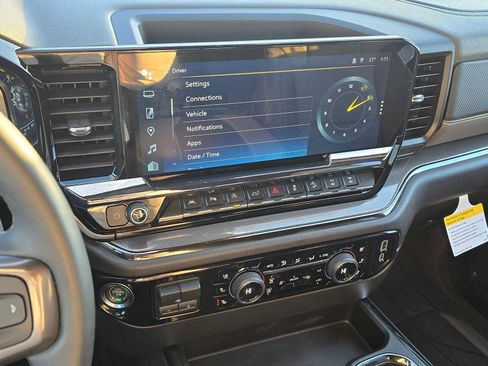 Certified 2024 Chevrolet Silverado 1500 ZR2 w/ Technology Package image 26