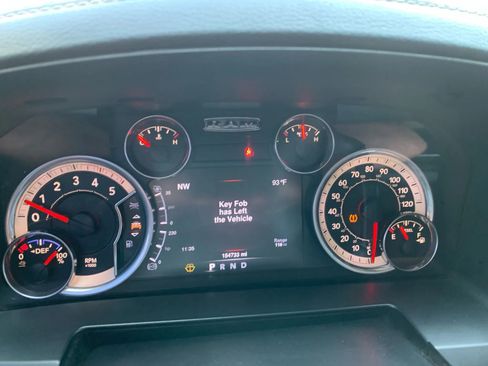 Used 2016 RAM 2500 Laramie w/ Convenience Group image 25