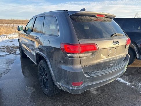 Used 2019 Jeep Grand Cherokee Altitude image 9