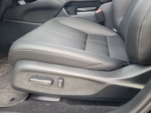 Used 2026 Honda HR-V EX-L image 18