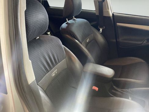 Used 2009 Pontiac Vibe GT FWD image 58