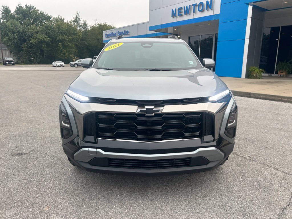New 2027 Chevrolet Equinox ACTIV w/ Convenience Package III FWD image 2