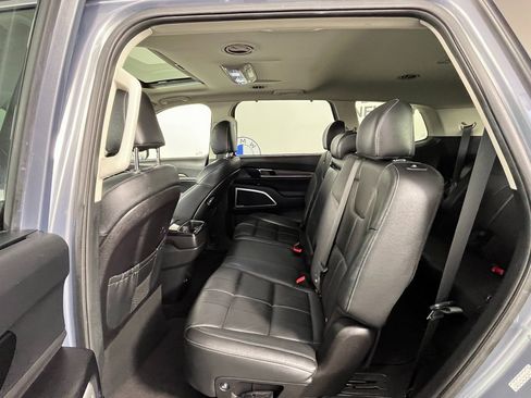 Used 2021 Kia Telluride EX image 18