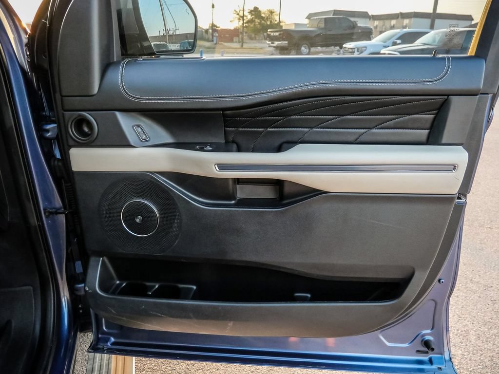 Used 2020 Ford Expedition Platinum AWD/4WD image 24