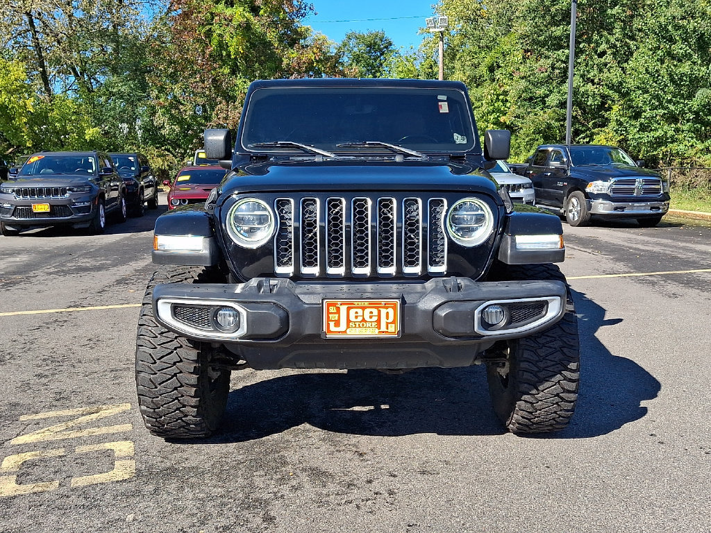 Certified 2021 Jeep Gladiator Overland w/ Popular Equipment Package AWD/4WD image 2