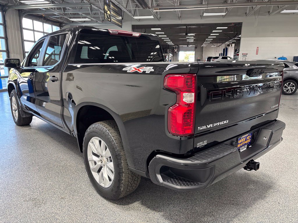 Used 2024 Chevrolet Silverado 1500 Custom AWD/4WD image 5
