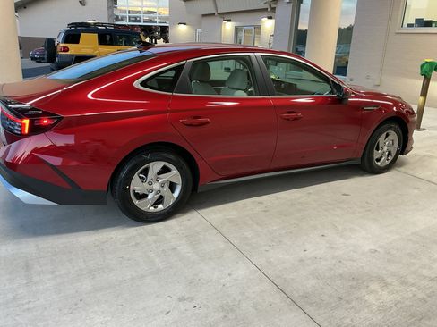 New 2026 Hyundai Sonata SE image 4