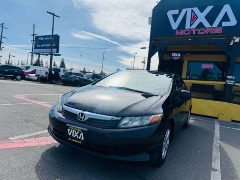 Used 2012 Honda Civic LX image 1
