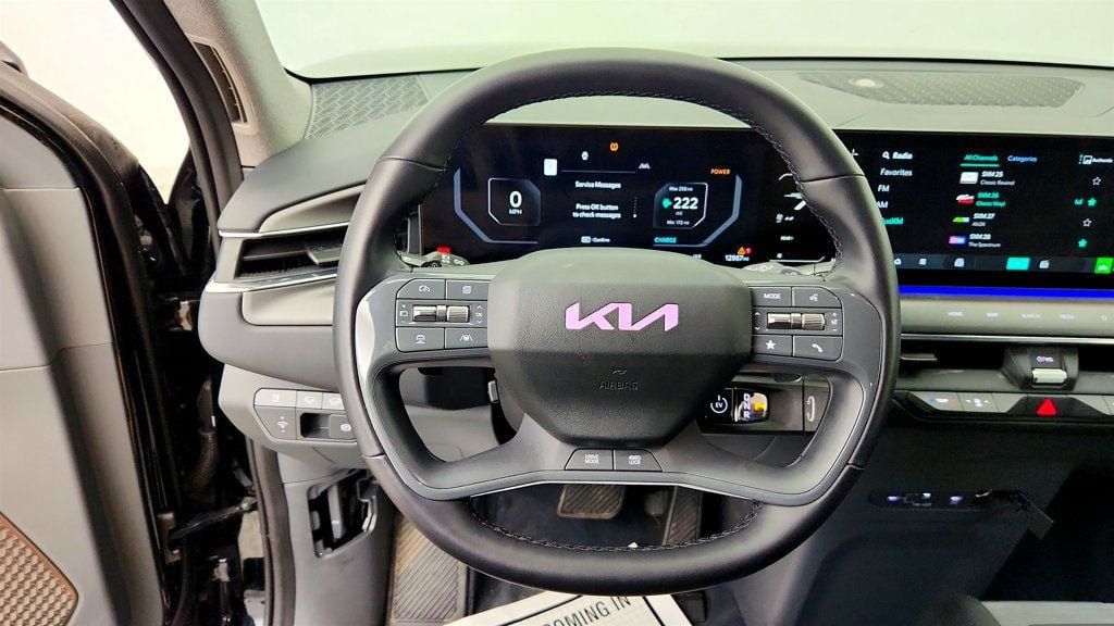 Used 2024 Kia EV9 Land AWD/4WD image 14