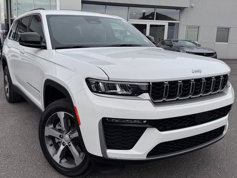 New 2026 Jeep Grand Cherokee L Limited AWD/4WD image 1