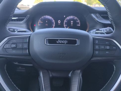New 2026 Jeep Grand Cherokee Limited w/ Luxury Tech Group II AWD/4WD image 23