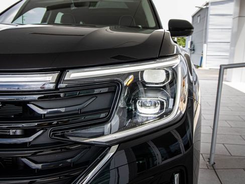 New 2026 Volkswagen Atlas SEL Premium R-Line AWD/4WD image 7