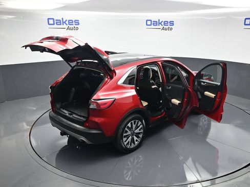 Used 2020 Ford Escape Titanium AWD/4WD image 61