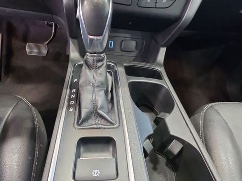 Used 2018 Ford Escape SEL FWD image 19