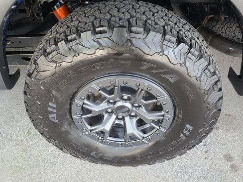 Used 2022 Ford F150 Raptor w/ Raptor 37 Performance Package AWD/4WD image 51