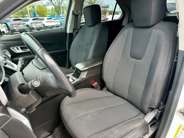 Used 2017 Chevrolet Equinox LT w/ Convenience Package FWD image 13