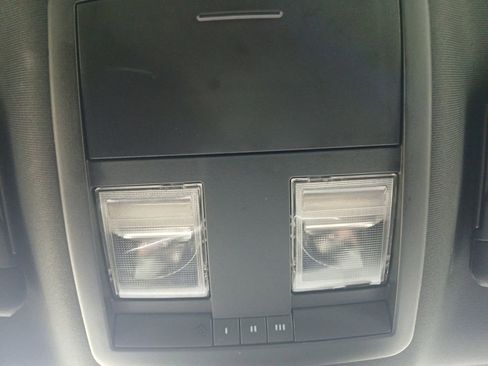 Used 2018 Dodge Challenger T/A image 5