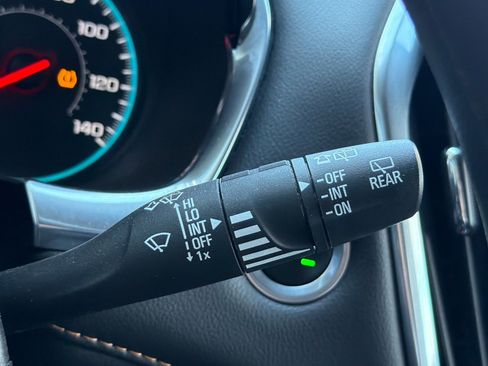 Used 2020 Chevrolet Traverse LS image 34