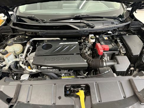 Used 2025 Nissan Rogue SV AWD/4WD image 34