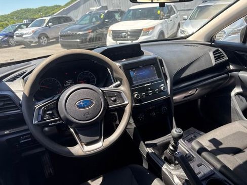 Used 2019 Subaru Crosstrek 2.0i AWD/4WD image 12