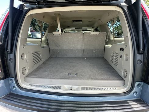 Used 2016 Cadillac Escalade ESV Luxury AWD/4WD image 24