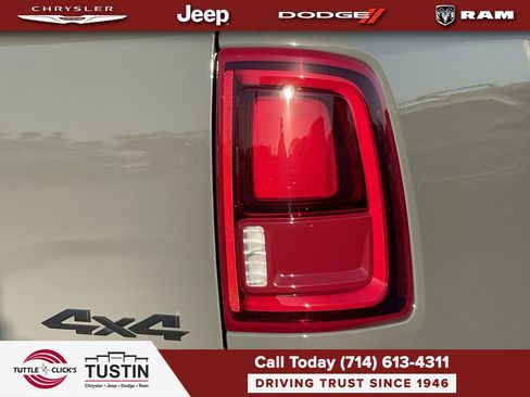 New 2026 RAM 2500 Laramie w/ Night Edition AWD/4WD image 9