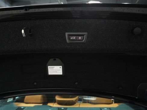 Certified 2025 BMW 330i xDrive Sedan w/ Premium Package image 6