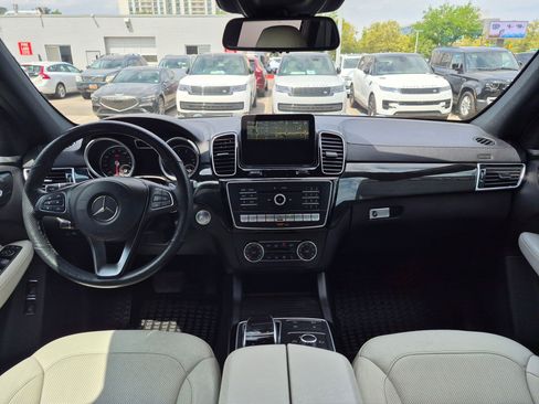 Used 2017 Mercedes-Benz GLS 450 4MATIC image 26