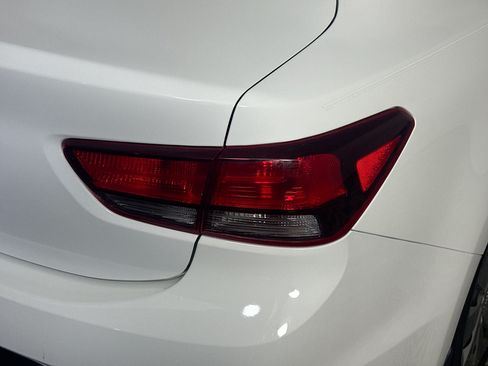 Used 2020 Kia Rio LX FWD image 33