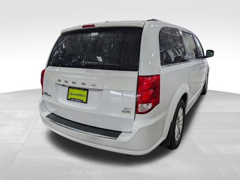 Used 2018 Dodge Grand Caravan SXT FWD image 9