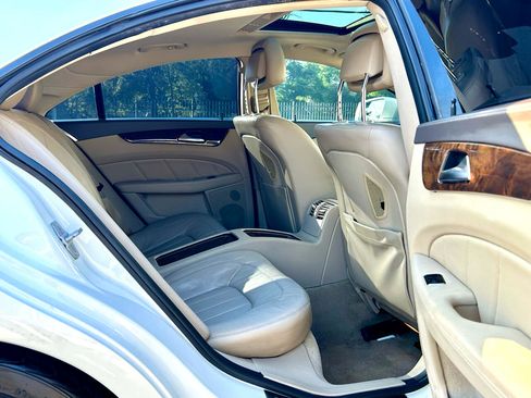Used 2012 Mercedes-Benz CLS 550 image 23