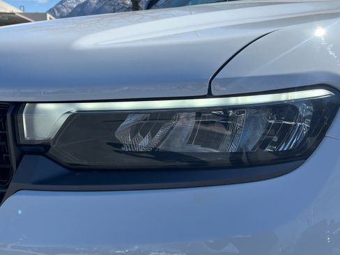 New 2026 Jeep Grand Cherokee L Summit image 11