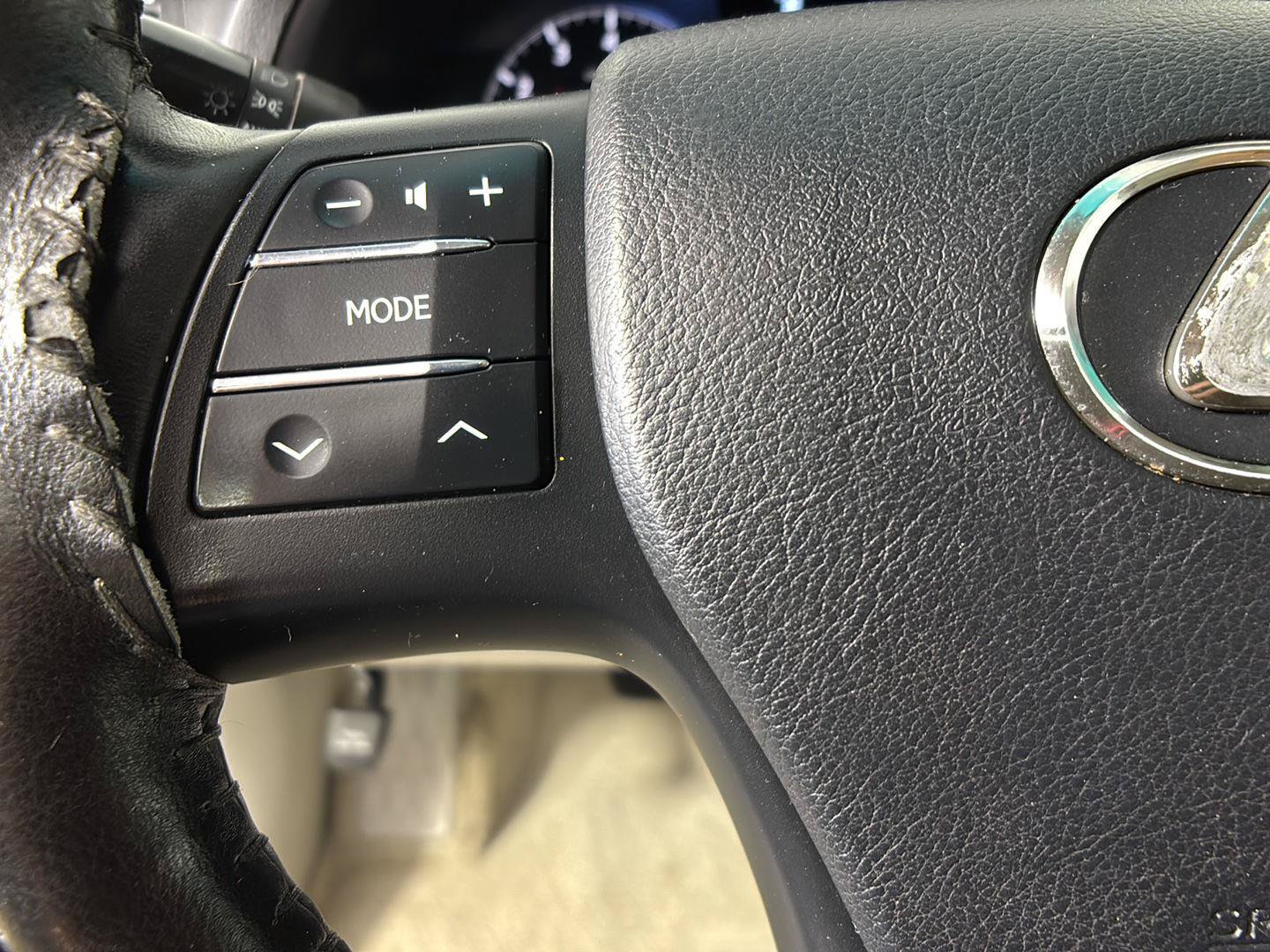 Used 2010 Lexus RX 350 AWD image 24