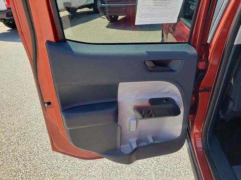 Used 2024 Ford Maverick XLT w/ XLT Luxury Package AWD/4WD image 12
