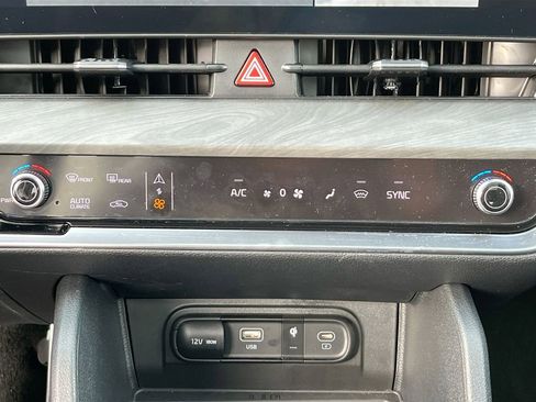 Certified 2025 Kia Sportage X-Pro Prestige image 15